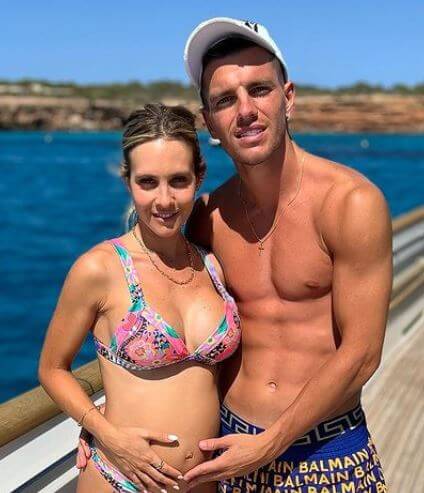 Juan Pere Lo Celso son Giovani Lo Celso announcing their pregnancy with his girlfriend Magui Alcacer.